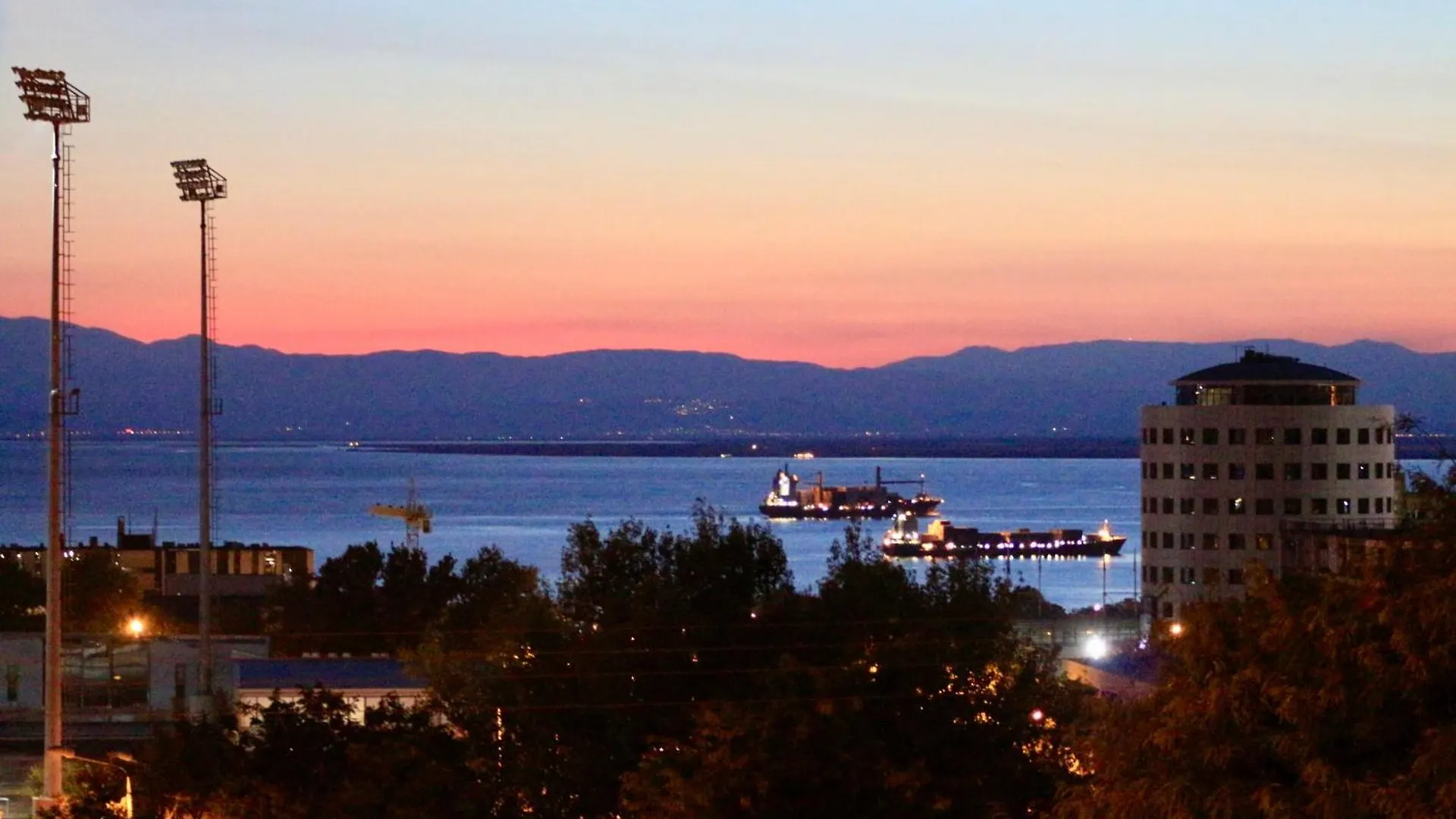 Splendid View Apartment Thessaloniki